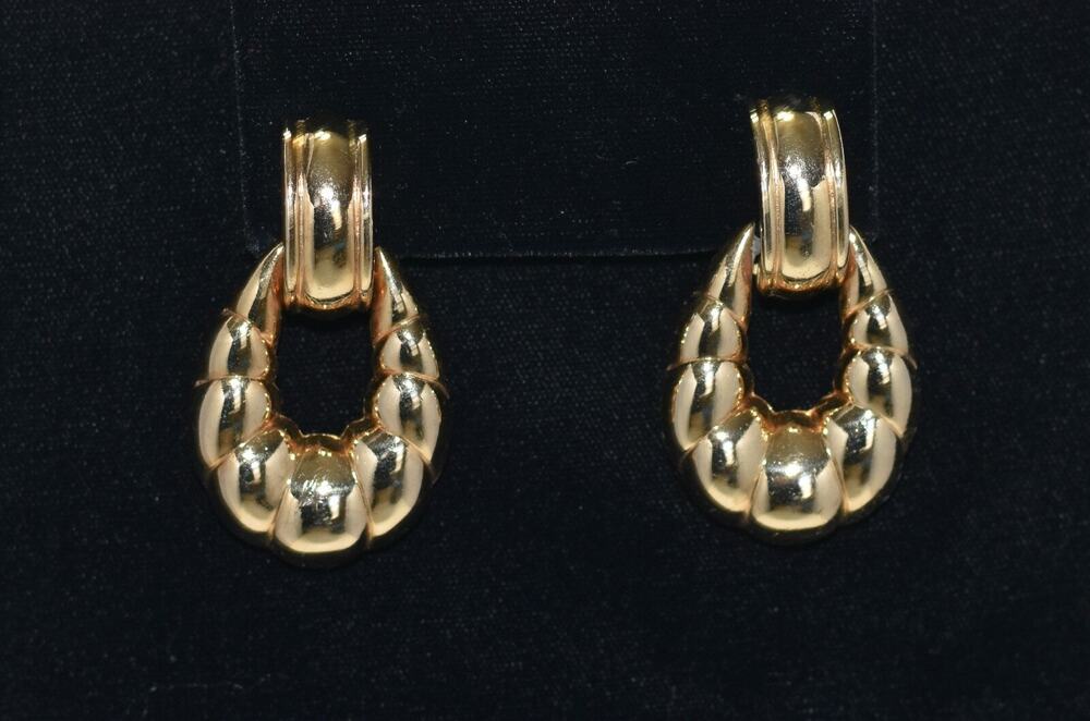 DONALD STANNARD Vintage Chunky Gold Plated Door Knocker Clip Earrings
